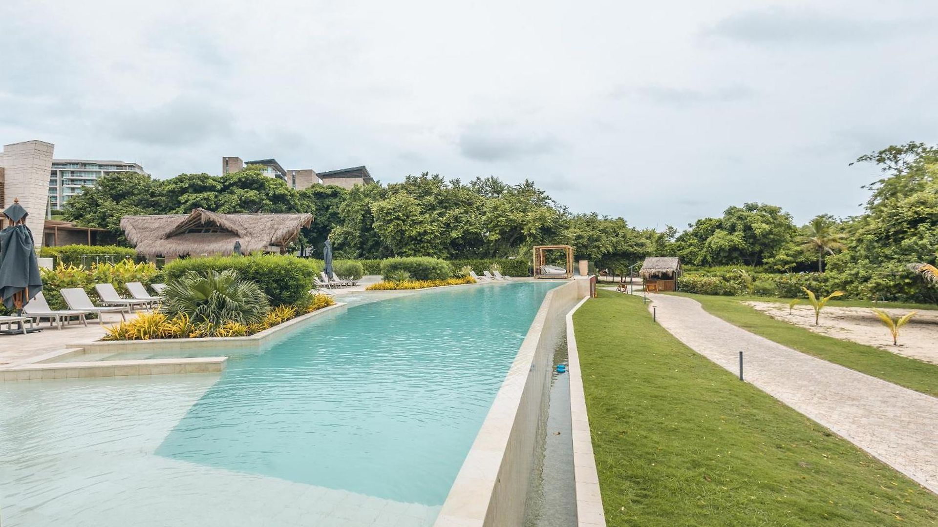 4br Caribbean Deluxe 3c Villa *