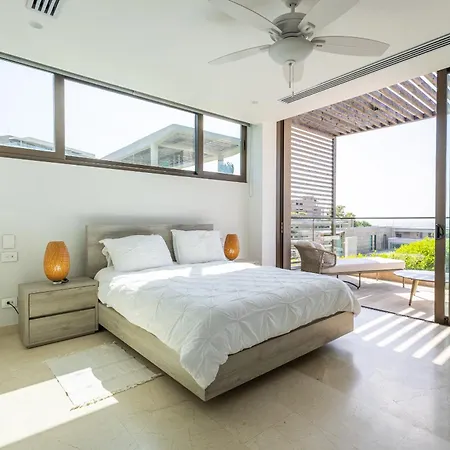 4br Caribbean Deluxe 3c Villa
