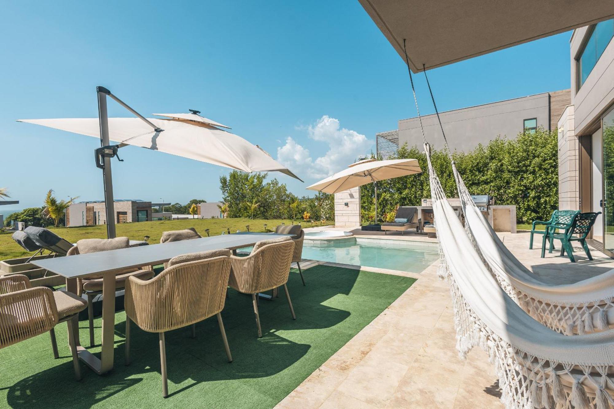 4br Caribbean Deluxe 3c Villa