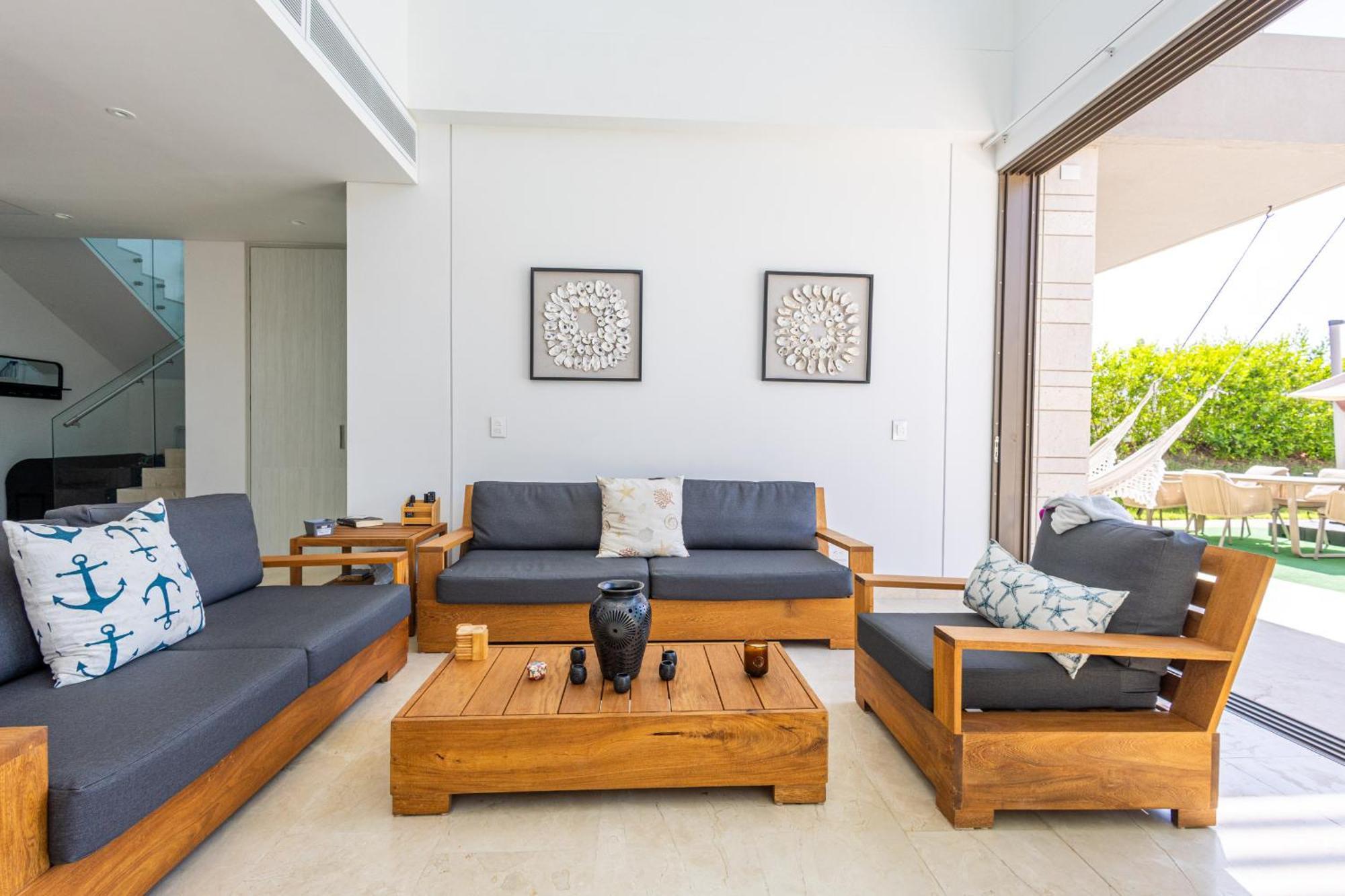 4br Caribbean Deluxe 3c