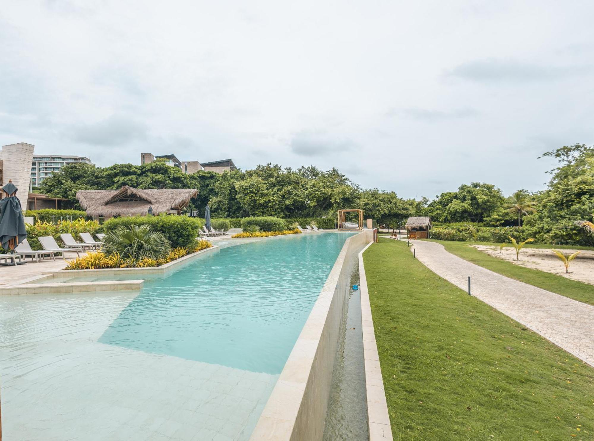 4br Caribbean Deluxe 3c Villa *