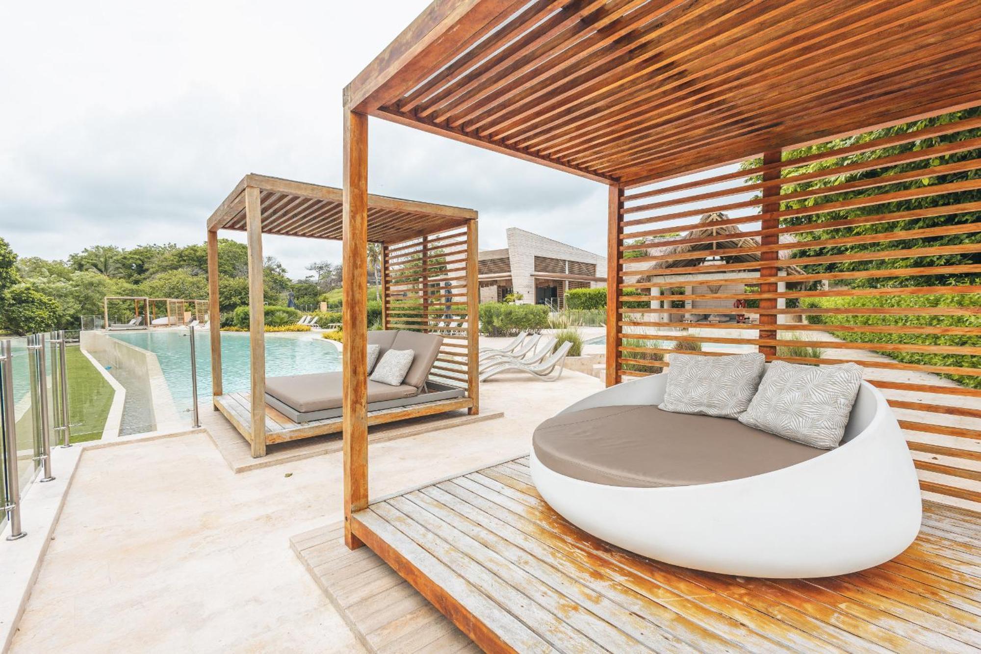 4br Caribbean Deluxe 3c Villa