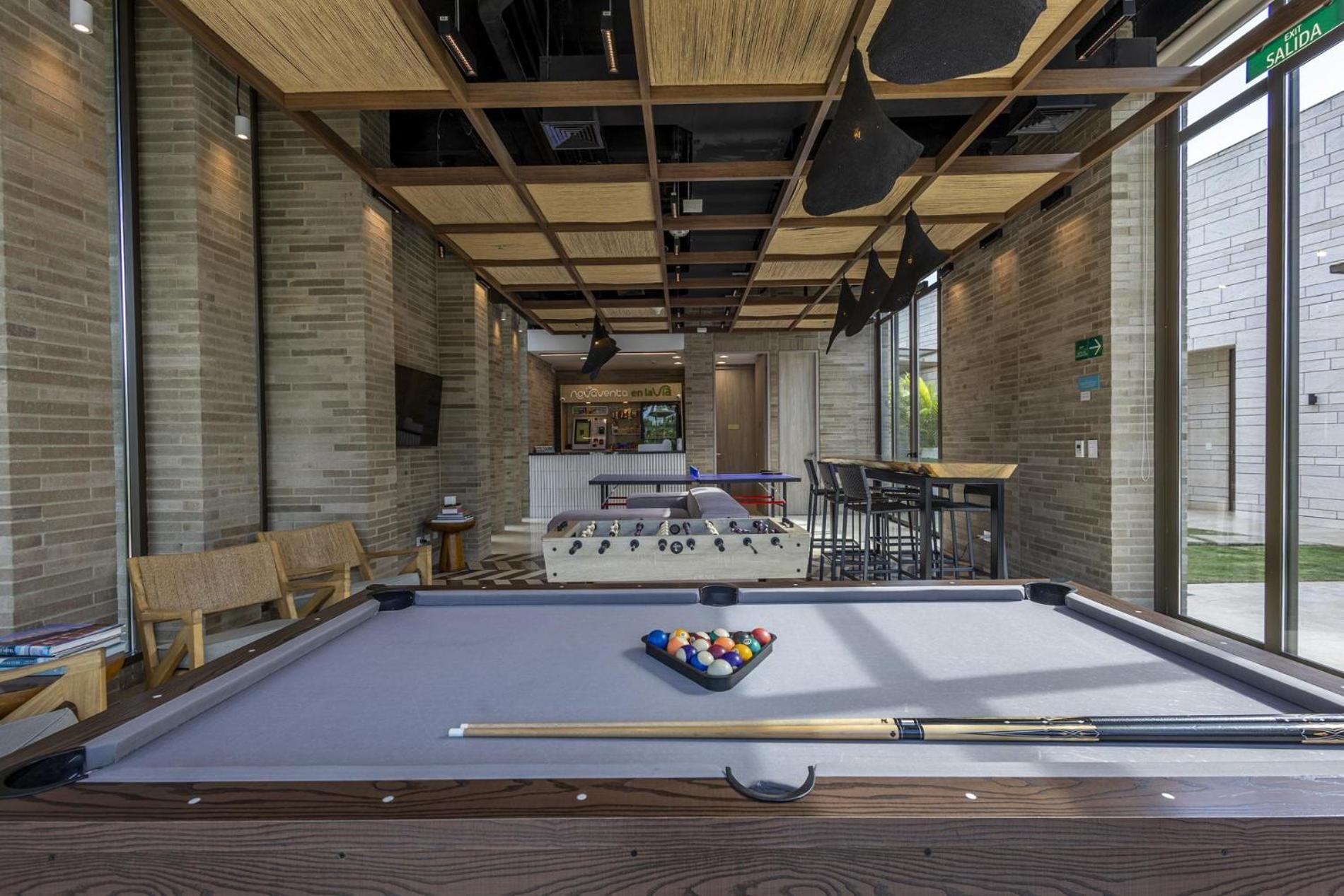 4br Caribbean Deluxe 3c